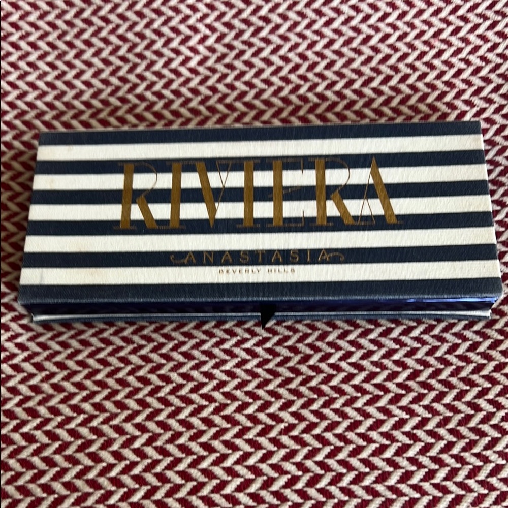 Anastasia Beverly Hills Riviera Eyeshadow Palette